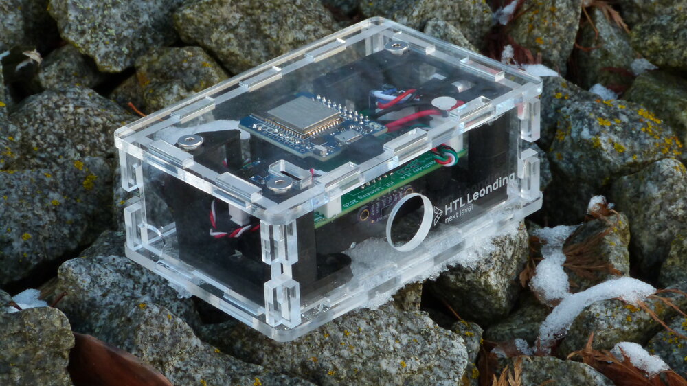 Initial showcase image